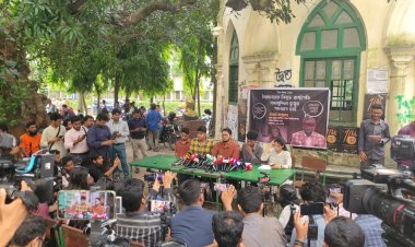 জনগণের শক্তি ও নতুন সংবিধানের পথ আগামী মাসের প্রথম সপ্তাহে অবৈধ চুপ্পুর পদত‍্যাগের জন‍্য বঙ্গভবন ঘেরাও