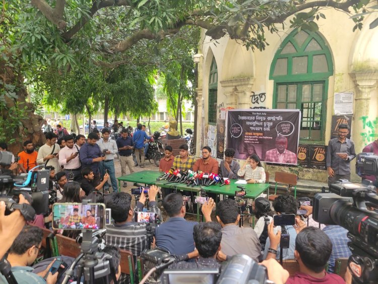 জনগণের শক্তি ও নতুন সংবিধানের পথ আগামী মাসের প্রথম সপ্তাহে অবৈধ চুপ্পুর পদত‍্যাগের জন‍্য বঙ্গভবন ঘেরাও